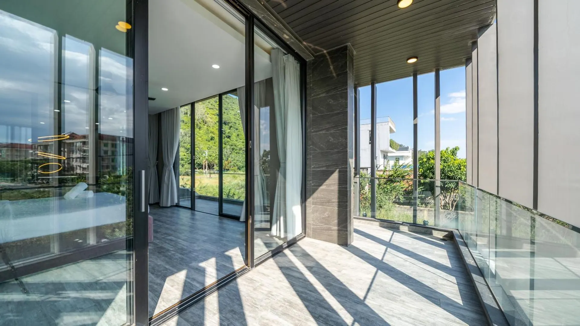 The Querencia Luxury Huge Pool Villa - Free Pick Up And Full Ac Da Nang Vietnam