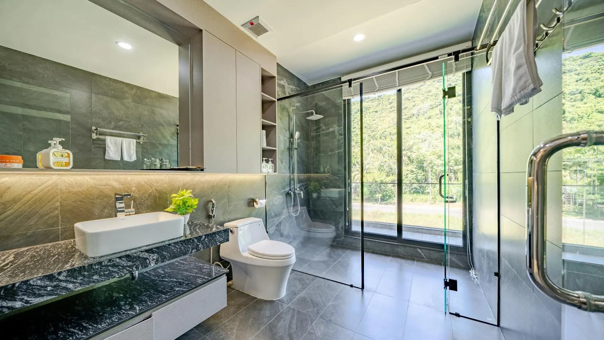 The Querencia Luxury Huge Pool Villa - Free Pick Up And Full Ac Da Nang