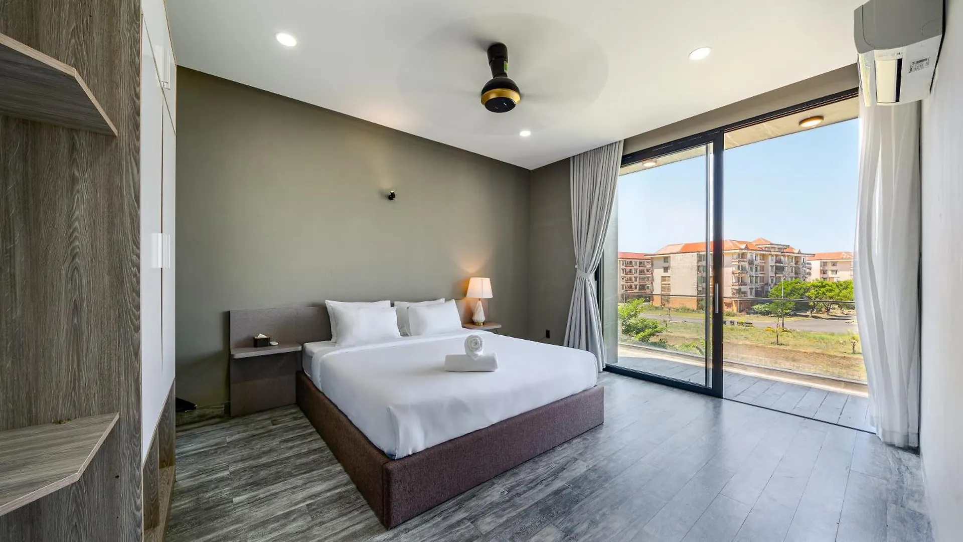 The Querencia Luxury Huge Pool Villa - Free Pick Up And Full Ac Da Nang Vietnam
